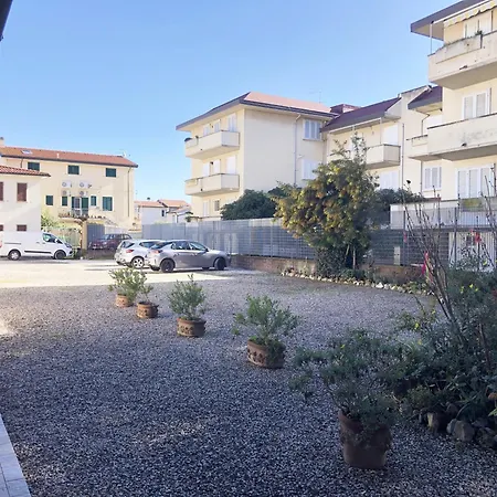 Casa Raffaella A By Zoom In Earth Apartment *